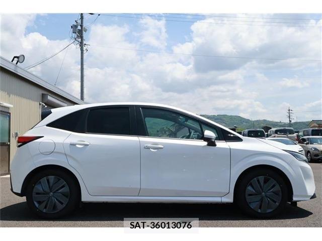 Nissan NOTE 2023-04 6910476-28