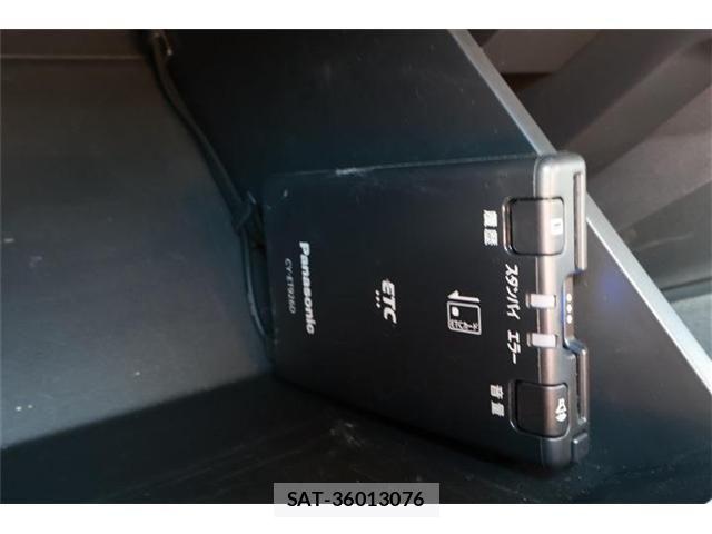 Nissan NOTE 2023-04 6910476-2