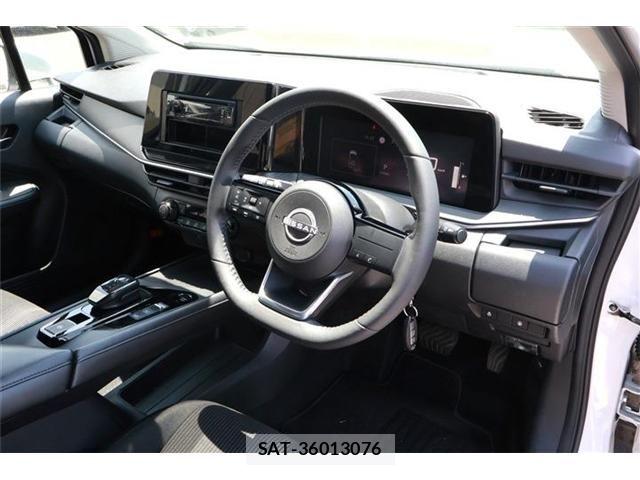 Nissan NOTE 2023-04 6910476-6