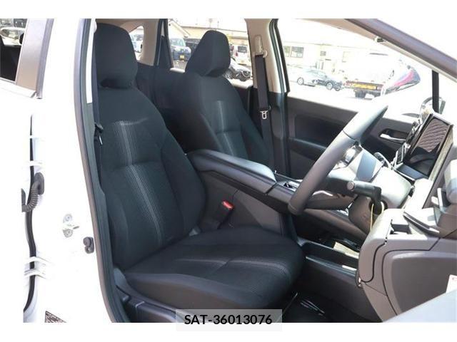 Nissan NOTE 2023-04 6910476-7
