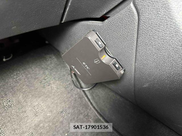 Nissan NOTE 2022-03 6996494-18
