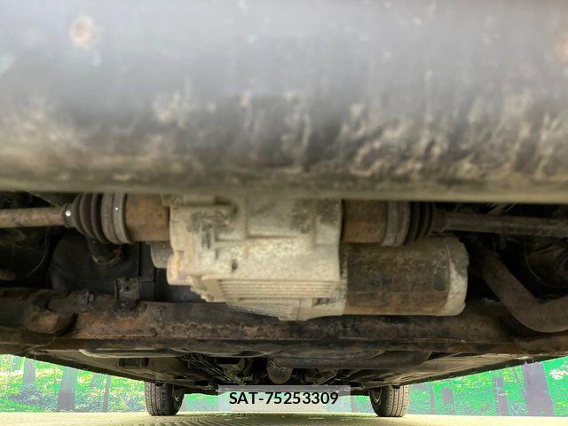 Nissan NOTE 2015-05 7060000-18