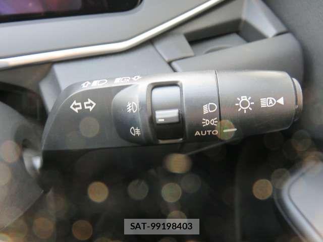 Nissan NOTE 2021-11 7059996-11