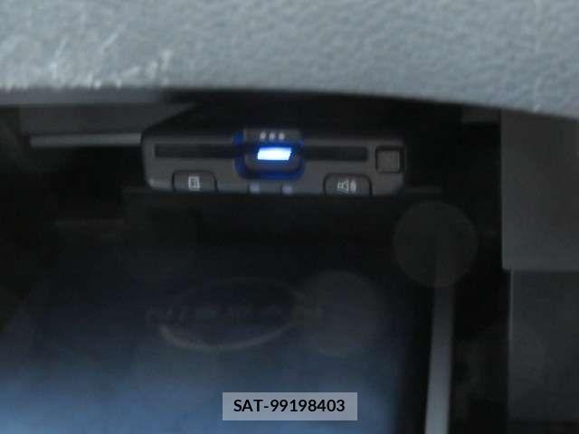 Nissan NOTE 2021-11 7059996-19