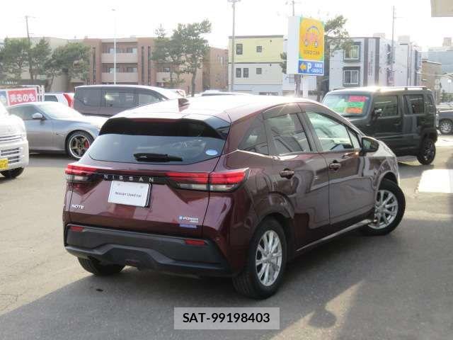 Nissan NOTE 2021-11 7059996-2