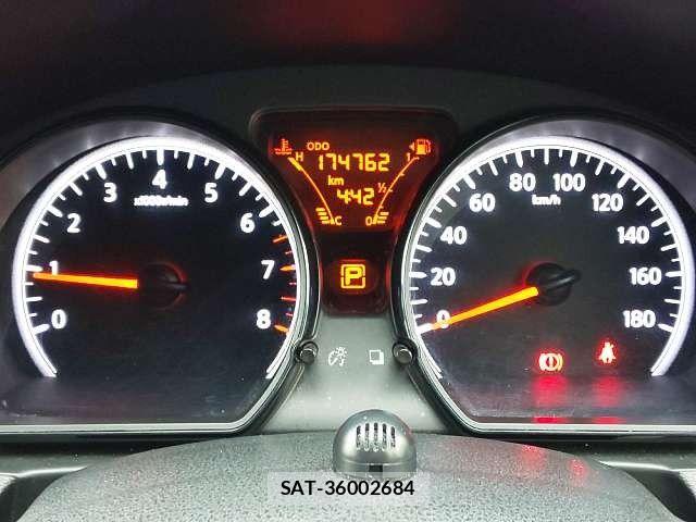 Nissan NOTE 2018-03 7060001-4