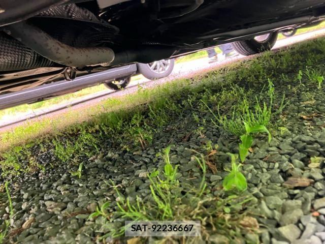 Nissan NOTE 2018-12 7222932-9