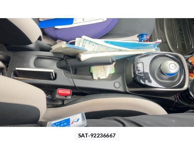 Nissan NOTE 2018-12 7222932-27
