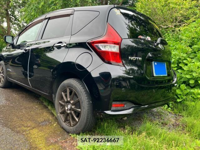 Nissan NOTE 2018-12 7222932-6