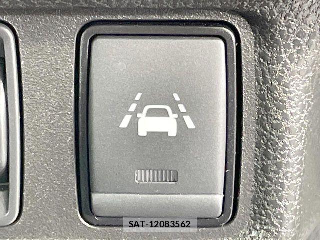 Nissan NOTE 2019-03 7222930-6