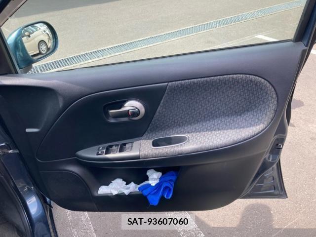 Nissan NOTE 2011-10 7222923-15