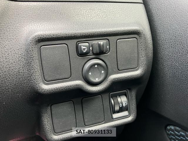 Nissan NOTE 2012-11 7222922-14