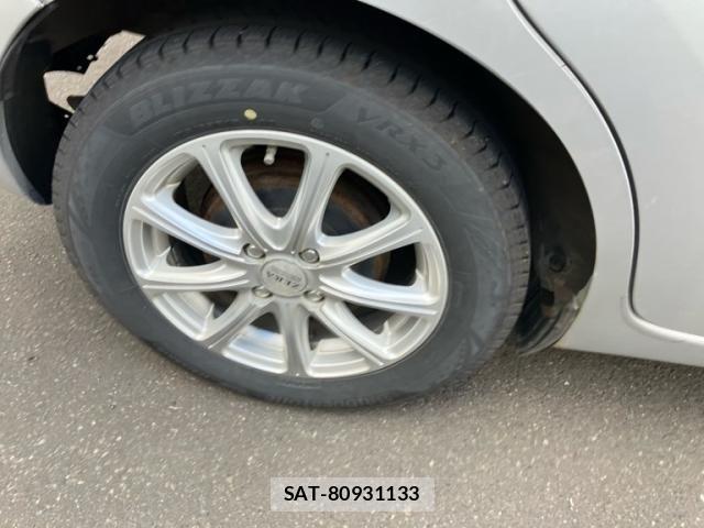 Nissan NOTE 2012-11 7222922-7