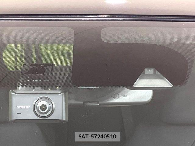 Nissan NOTE 2017-08 7222928-3