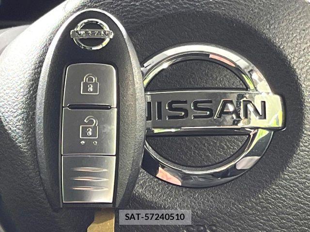 Nissan NOTE 2017-08 7222928-6