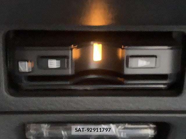 Nissan NOTE 2021-04 7222929-9