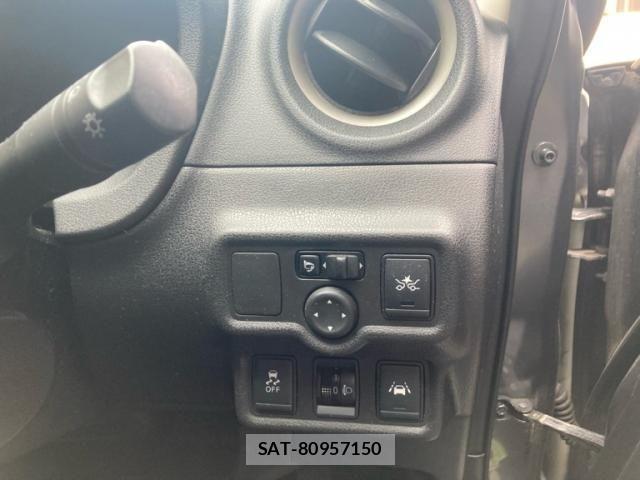 Nissan NOTE 2014-02 7329008-7