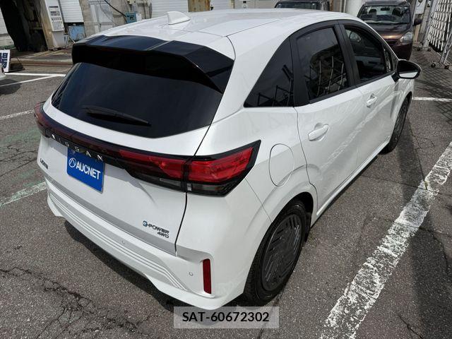 Nissan NOTE 2024-09 7329007-4