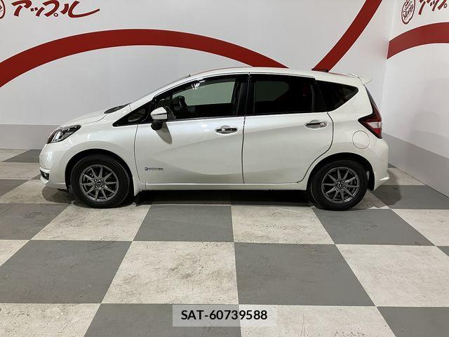 Nissan NOTE 2019-09 7329003-3