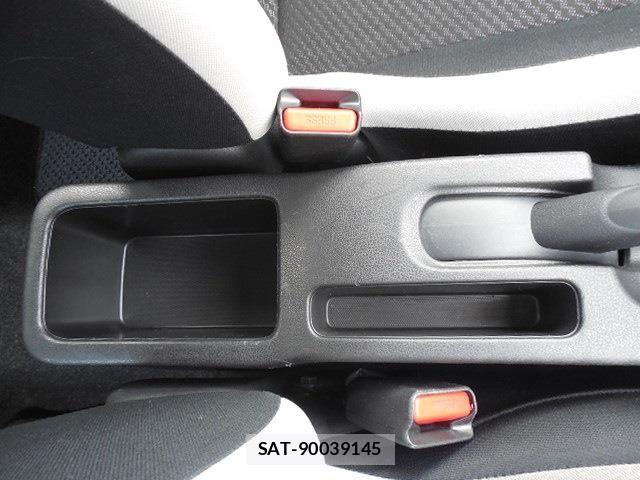 Nissan NOTE 2020-10 7359102-19
