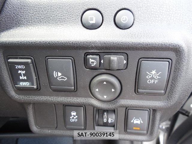 Nissan NOTE 2020-10 7359102-28