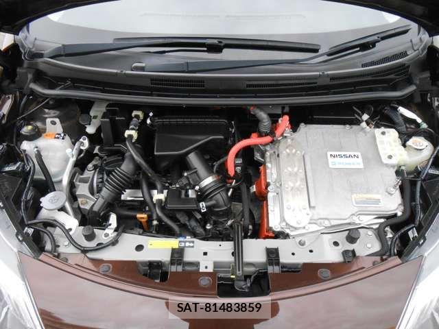 Nissan NOTE 2018-07 7456430-9