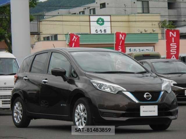 Nissan NOTE 2018-07 7456430-24