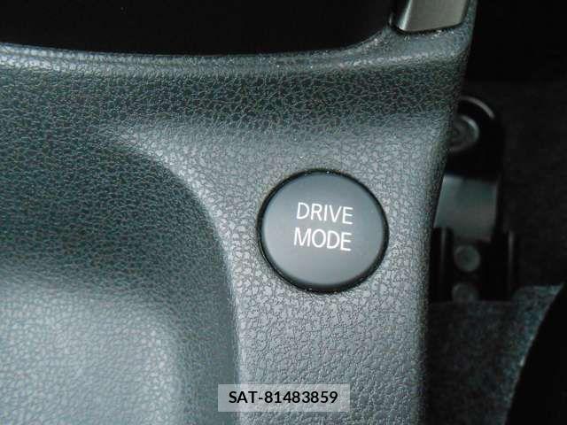Nissan NOTE 2018-07 7456430-5