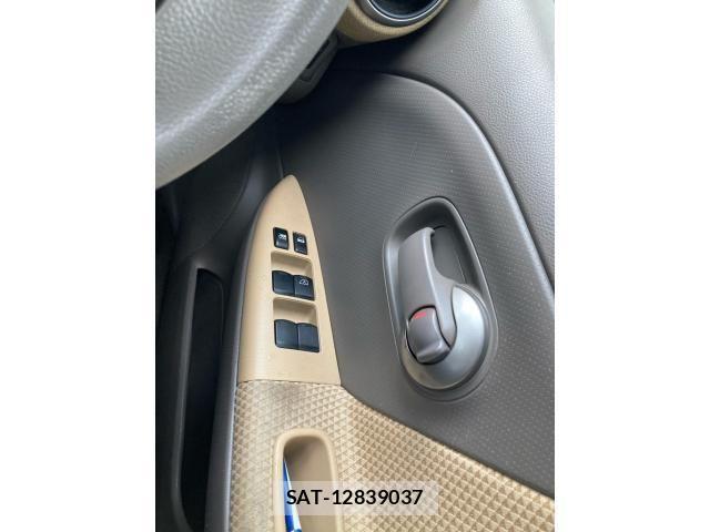 Nissan NOTE 2005-06 7456431-13