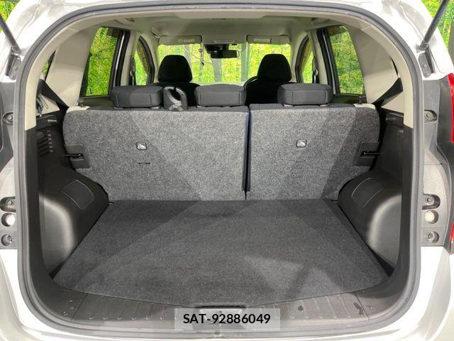 Nissan NOTE 2019-03 7618866-8