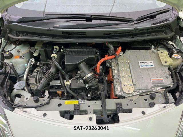 Nissan NOTE 2018-09 7618865-17