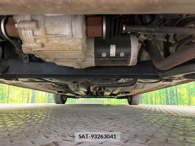 Nissan NOTE 2018-09 7618865-18