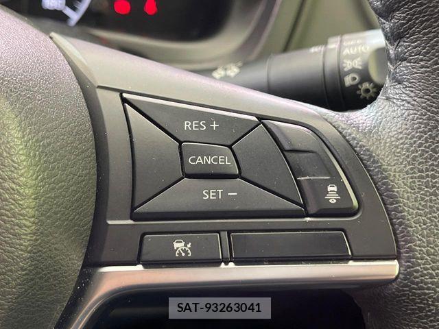 Nissan NOTE 2018-09 7618865-3
