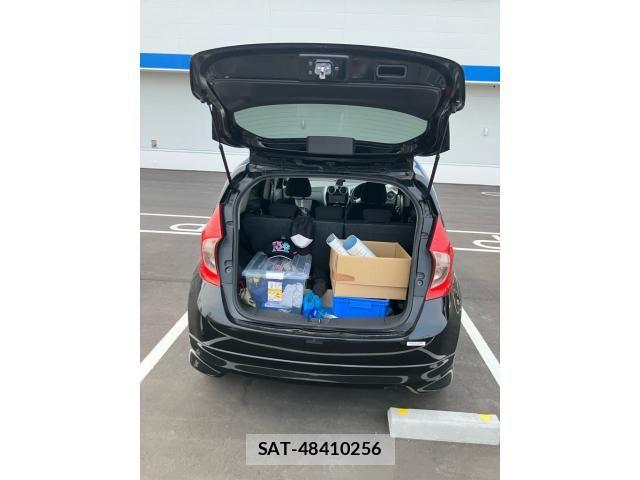 Nissan NOTE 2014-02 7618867-5