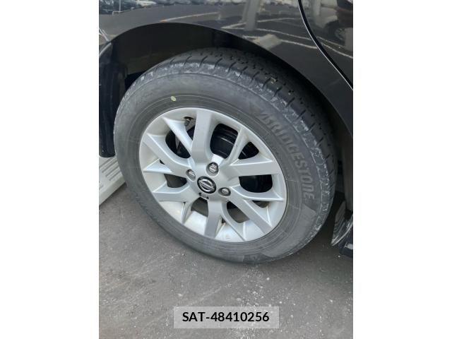 Nissan NOTE 2014-02 7618867-7