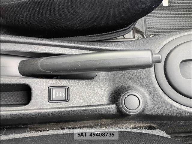 Nissan NOTE 2015-05 7618868-9