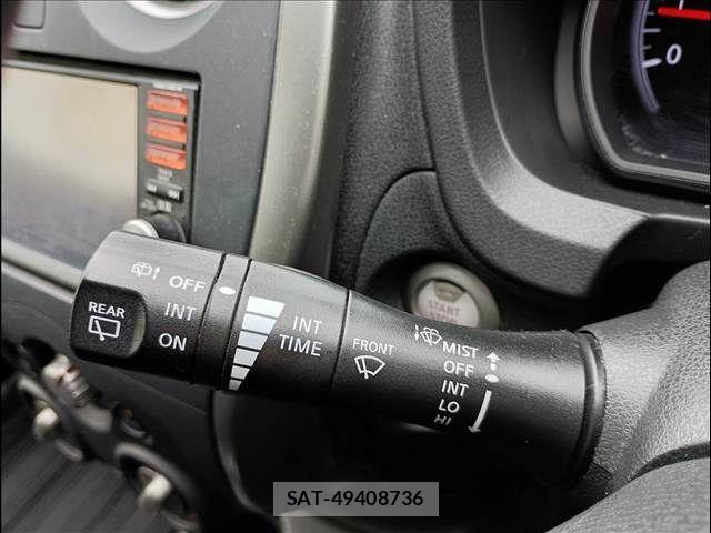 Nissan NOTE 2015-05 7618868-11