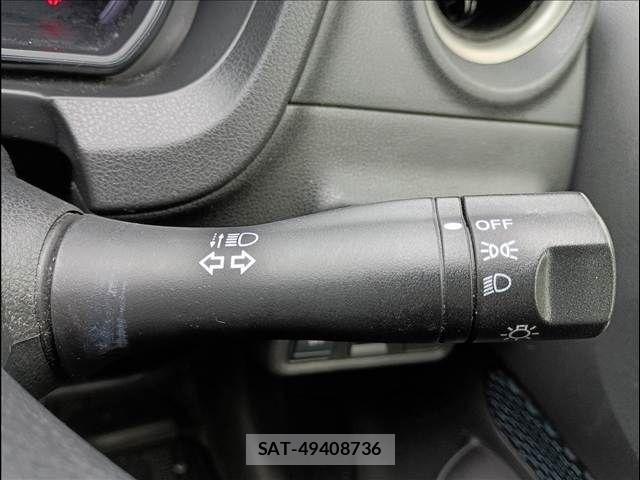 Nissan NOTE 2015-05 7618868-12