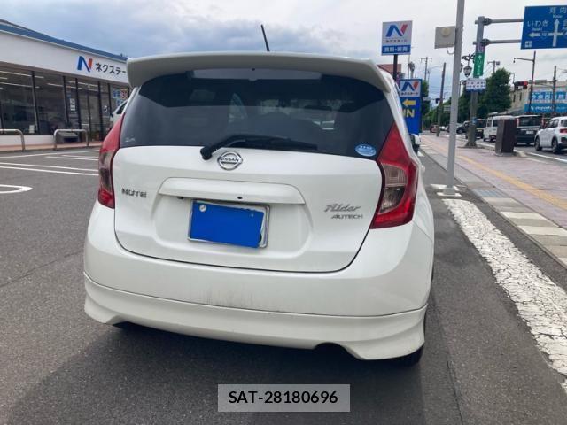 Nissan NOTE 2013-09 7726672-3