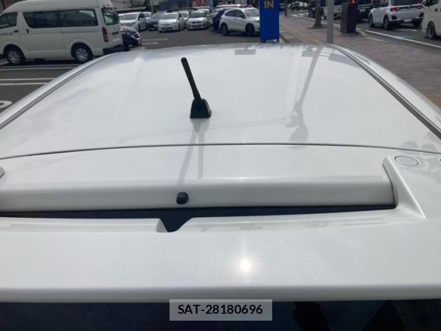 Nissan NOTE 2013-09 7726672-5