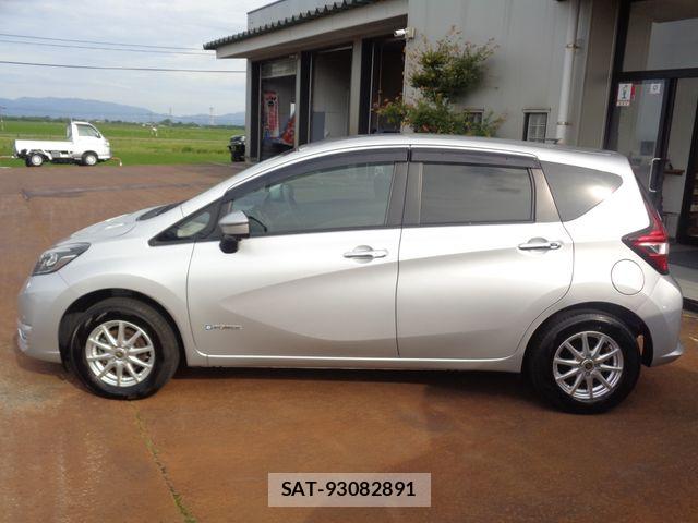 Nissan NOTE 2020-10 7726668-5