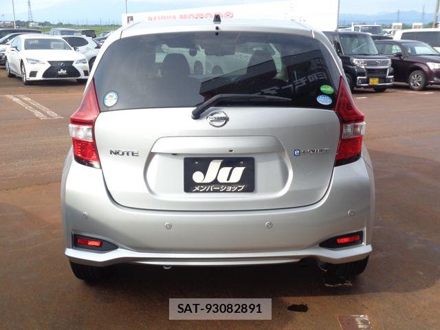 Nissan NOTE 2020-10 7726668-6