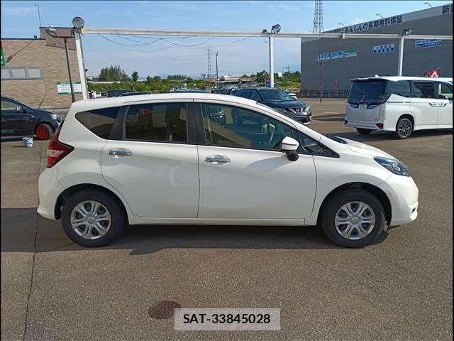 Nissan NOTE 2019-03 7726670-3