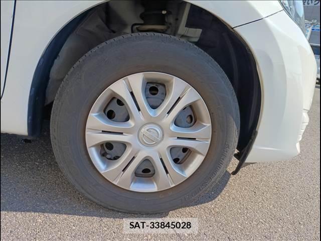 Nissan NOTE 2019-03 7726670-6
