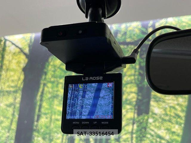 Nissan NOTE 2013-06 7787802-4