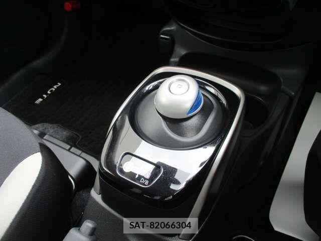 Nissan NOTE 2019-08 7878469-9