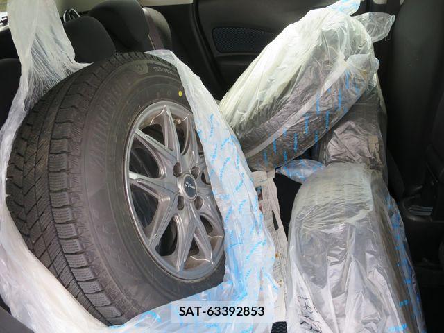 Nissan NOTE 2015-10 7903165-24