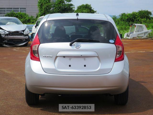 Nissan NOTE 2015-10 7903165-3