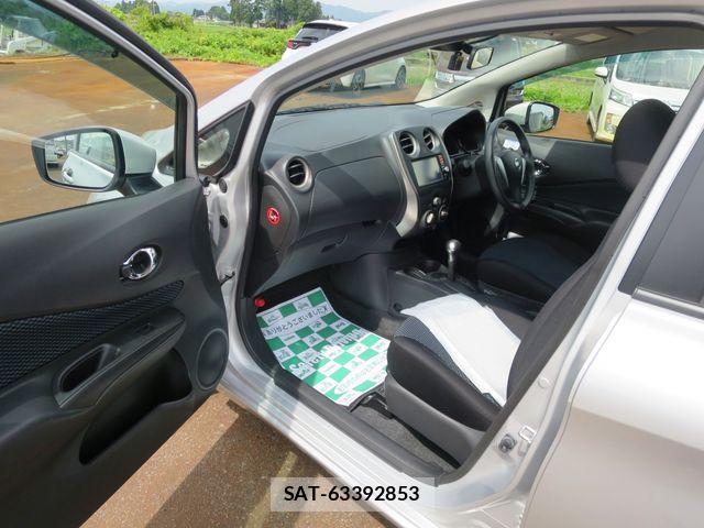Nissan NOTE 2015-10 7903165-5