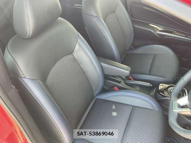 Nissan NOTE 2018-08 7963054-13